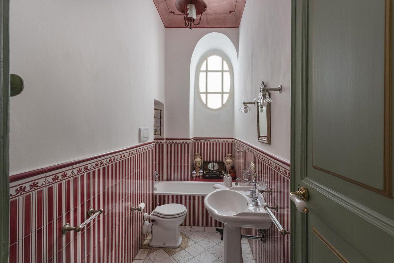 Fancy Apartment In Palazzo Grimaldi By Wonderful Italy Genua Buitenkant foto